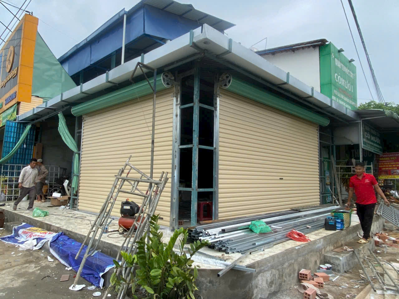 Lắp đặt của cuốn tại Quy Nhơn Bình Định